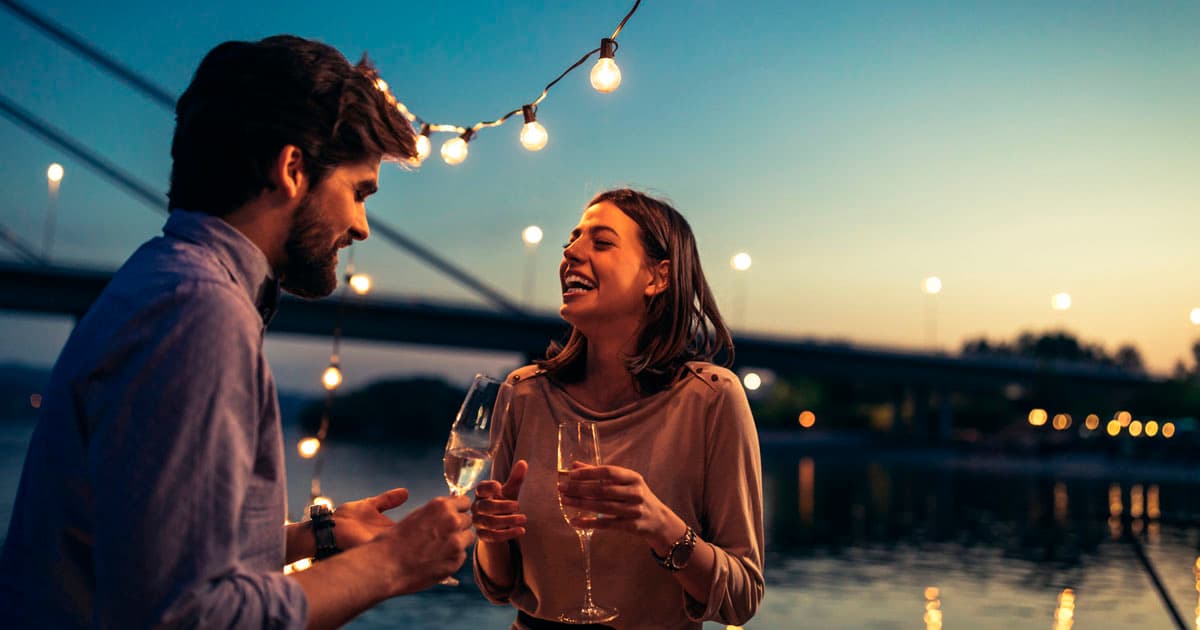 Mar de Noches - Dinner and music on board